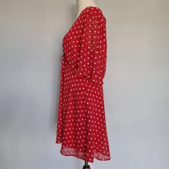 Finders Keepers Blossom Red & White Floral Embroidered Mini Dress Size XL - Picture 3 of 8